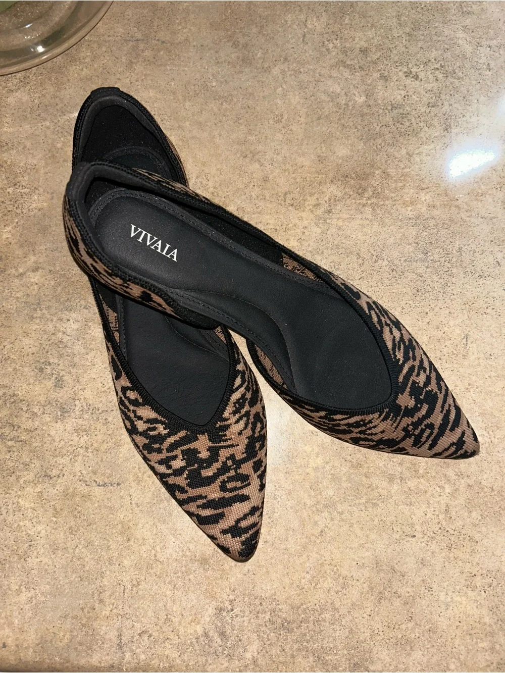 Vivaia Shoes - Pointed-Toe D'Orsay Flats (Melia) leopard print
